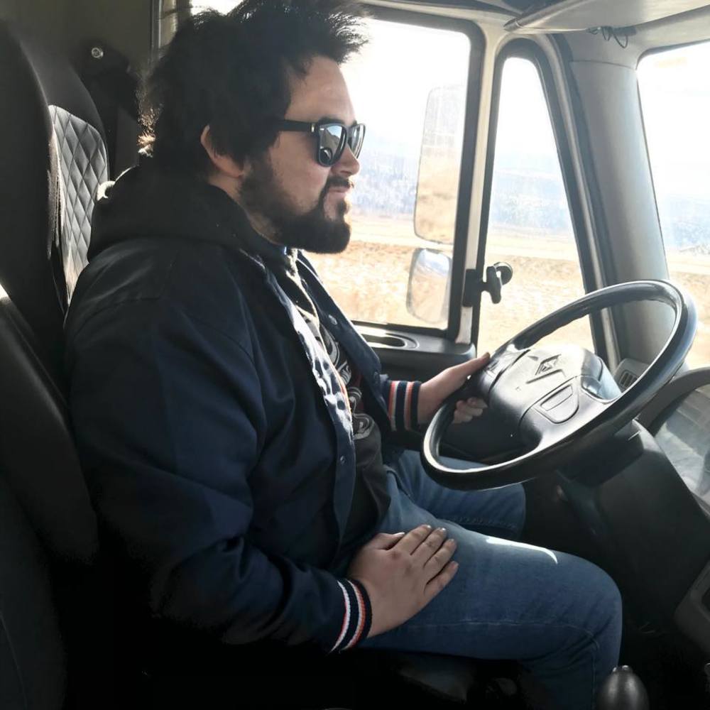 Meet your Posher, Brandon